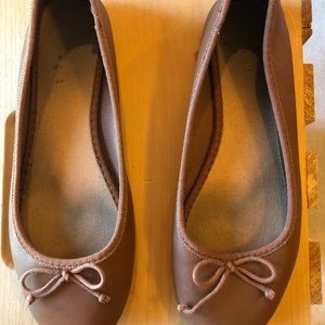 brown flats
